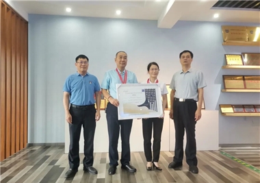 閩旋科技再獲國(guó)際發(fā)明獎(jiǎng)，泉州市總工會(huì)副主席陳坤生一行蒞臨指導(dǎo)和表彰